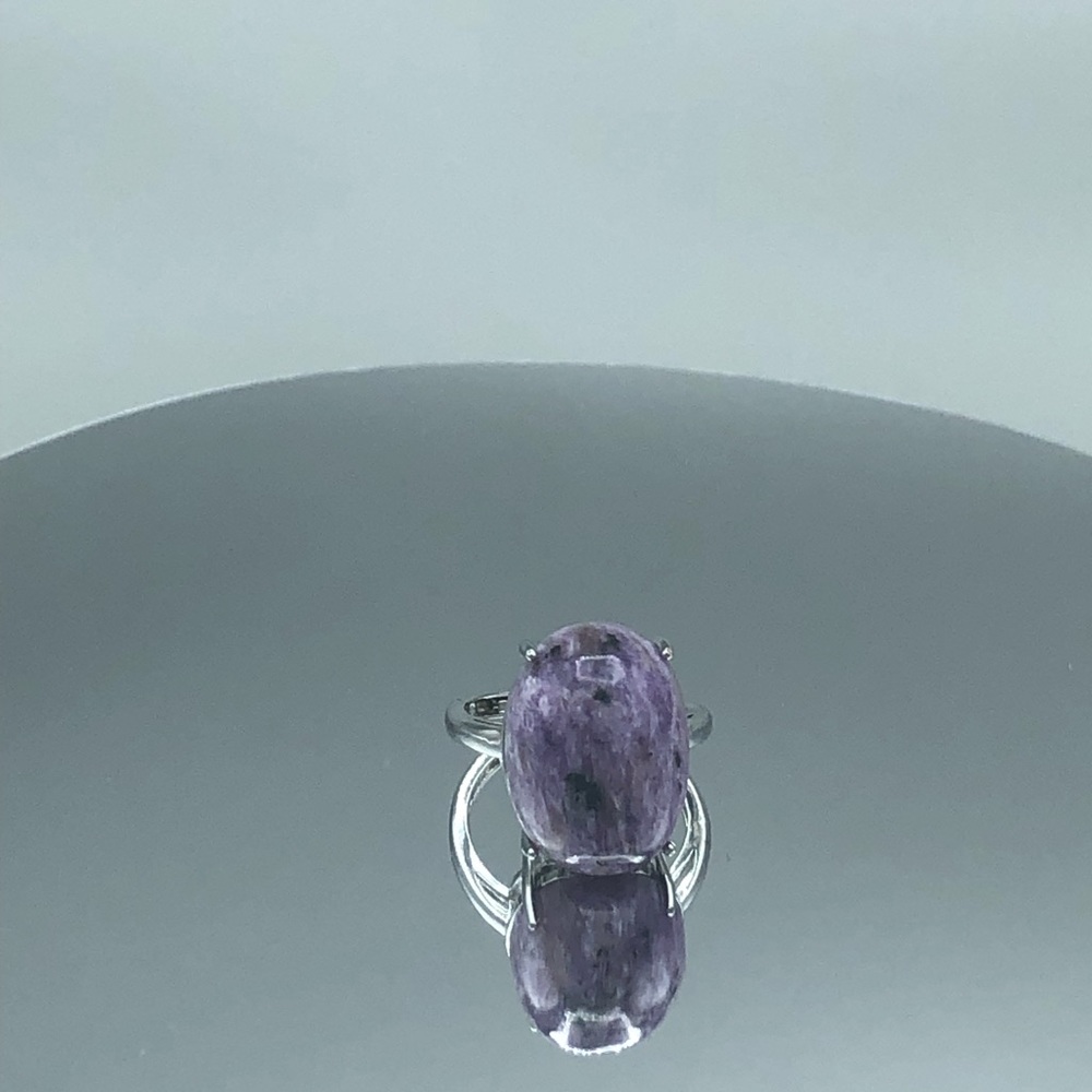 Meet your Posher, Shan